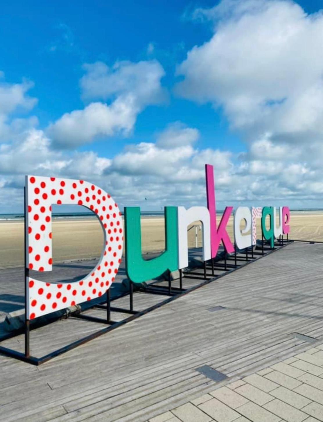 Appartement Sur La Plage De Malo Les Bains Vue Mer 敦刻尔克 外观 照片