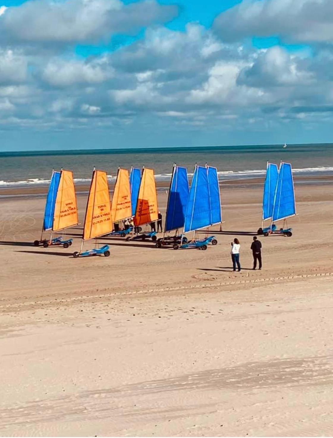 Appartement Sur La Plage De Malo Les Bains Vue Mer 敦刻尔克 外观 照片