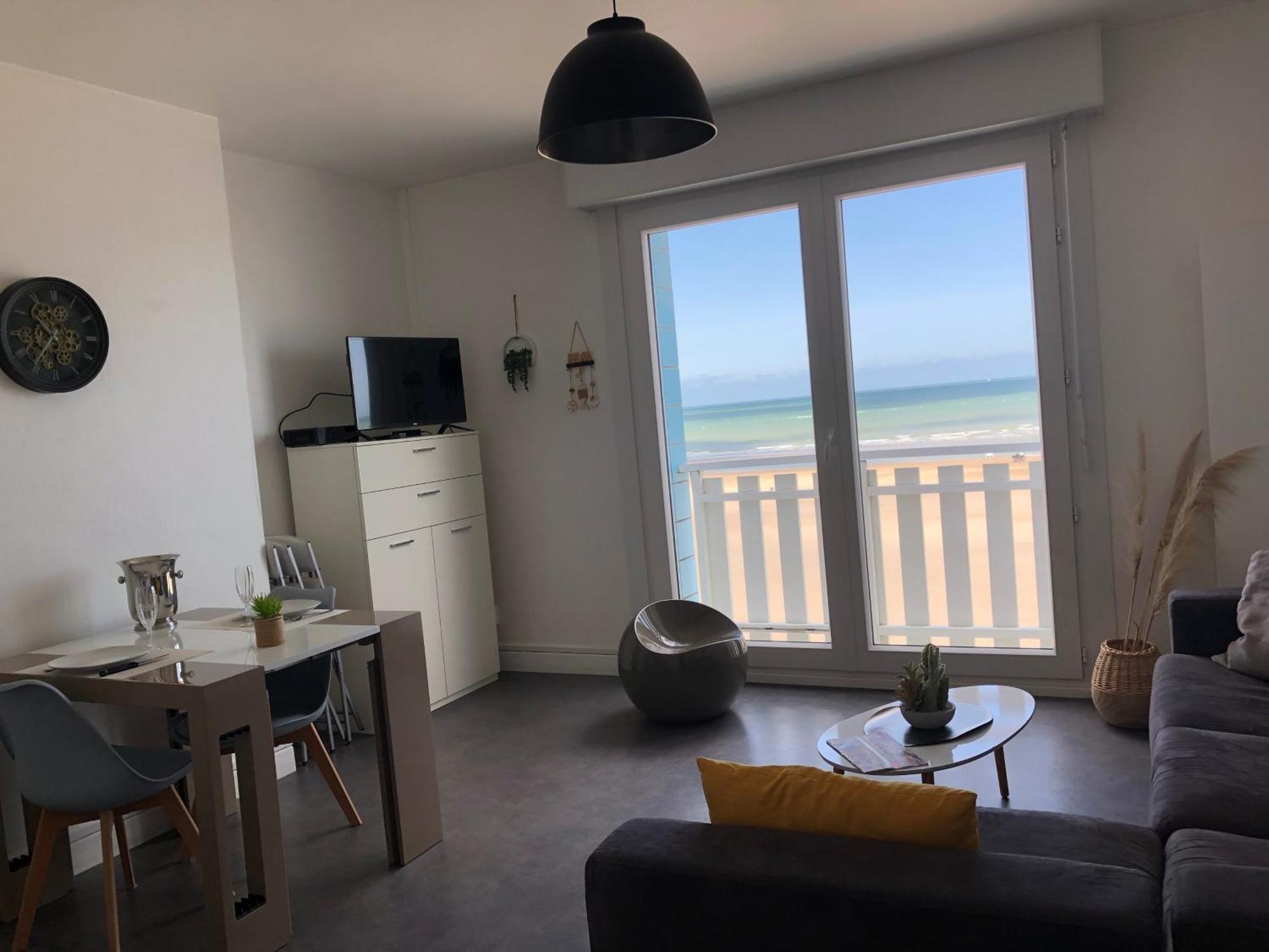 Appartement Sur La Plage De Malo Les Bains Vue Mer 敦刻尔克 外观 照片